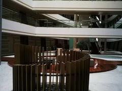 -上海滴水湖皇冠假日酒店