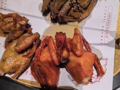 -鸽子侯·家宴·平价海鲜(市图书馆店)