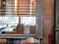 靠窗位-LYFATTI 莱芙缇(赣水路店)