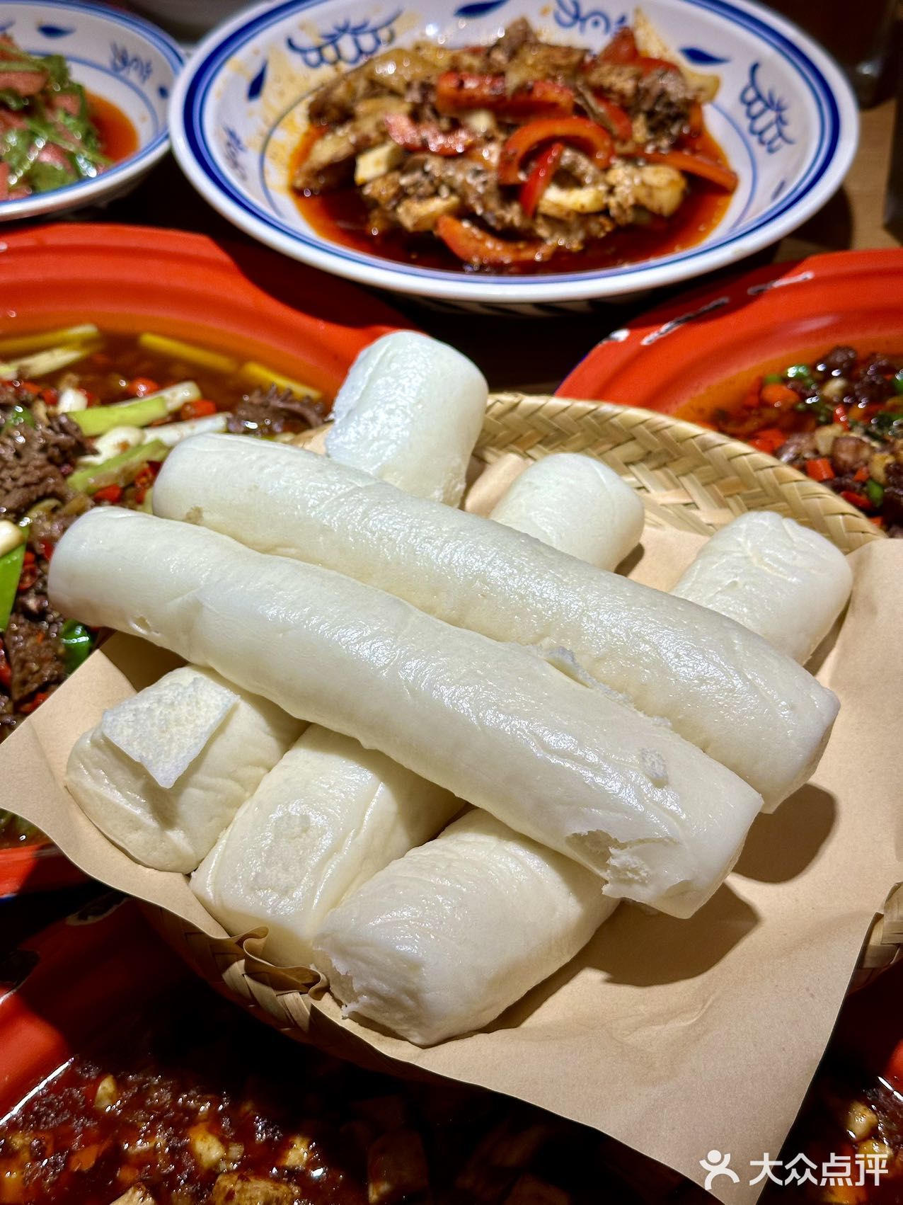 听句劝吧，成都本地人爱吃的江湖菜在这里