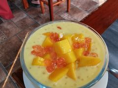 杨枝双皮奶-黄师奶甜品店