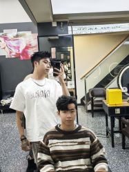 -藤野造型专业烫染接发