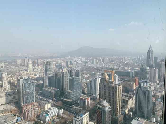 云中小雅-"位于55层,旋转餐厅,视野很好,俯瞰南京."-大众点评移动版
