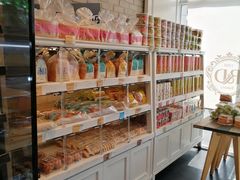 面包甜点陈列柜-皇家美孚(麦岛店)