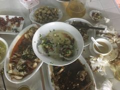 -海月湾海景餐厅( 嵊泗本地老字号店)
