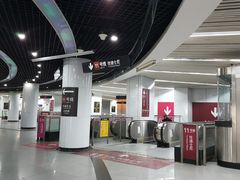 -东方体育中心(地铁站)