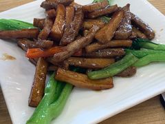 鲍菇菜心炒牛柳-粤仔湾砂锅粥(阳光店)