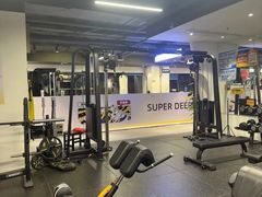 -超鹿运动(达信大厦店)