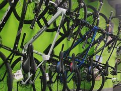 -道路口单车爱瓦士dahon大行