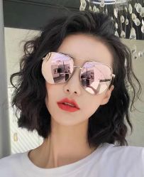 -+奈造型设计