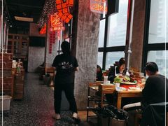 大堂-么肆烤肉·中式自助·烤肉大排档(街道口季佳PAI店)