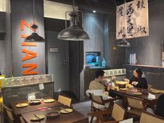 -张翻越·川渝冒菜·武汉黑鸭煲(城北万象城店)