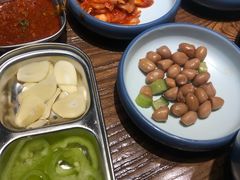 -明洞阿姨·韩式酱蟹烤肉·创意料理(三元桥店)