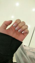 -悦指间美甲美睫