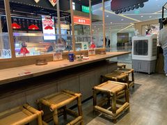 -成都你六姐·牛肉冒菜(上海环宇荟店)
