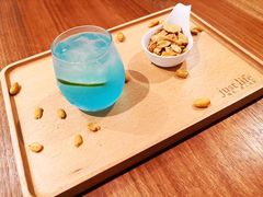 -邻与咖啡(鼎太风华店)