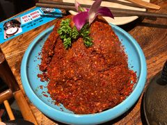 -老牌坊云南鱼豆花火锅(爱建店)