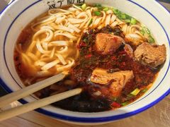 -矮子粉店1985·长沙米粉(湘春路店)