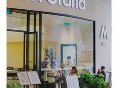 -M Stand(凯德乐峰广场店)