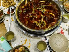 -肖肖酸萝卜鱼火锅(总店)