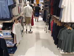 -优衣库(广州天河领展广场店)