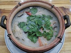 海鲜砂锅粥-贞姨美食·老字号海鲜大排档