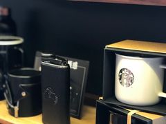 零售区-星巴克(南宁百货文化宫店)