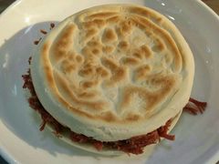 盛志望腊牛肉夹馍-清真盛志望麻酱酿皮·非遗老字号