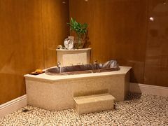 -麓湖国际水疗