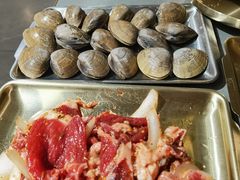 -围炉肉舍•炭烤活鳗•丹东海鲜烤肉(步行街店)