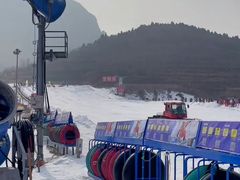 -济南卧虎山滑雪场