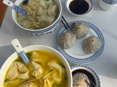 -笑来喜馄饨小笼工坊店(湖滨街店)