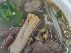牛丸牛杂汤-华威达牛庄(黄埔大道西店)