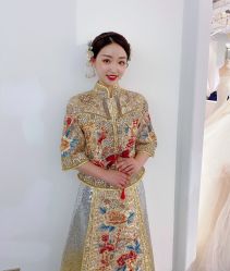 -艾米丽婚纱礼服