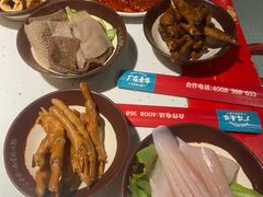 -厂花素芬九宫格火锅(益州大道店)