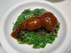八宝葫芦鸭-屋里厢上海菜馆