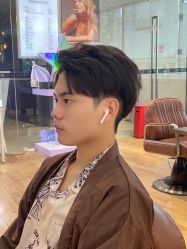 -意廊 Hair Salon