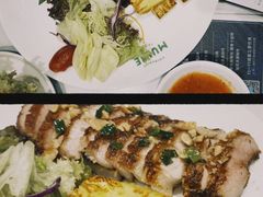 西贡炭烧烤猪颈肉配菠萝-美奈小馆·越南料理(中航城君尚购物中心店)