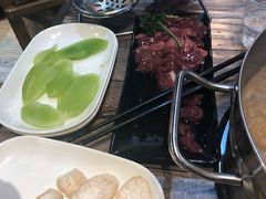 -牛缘村·贵州黄牛肉火锅(西善桥店)
