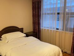 -金隅八达岭温泉度假村餐厅