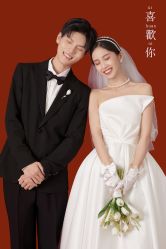 -喜爱高定婚纱摄影