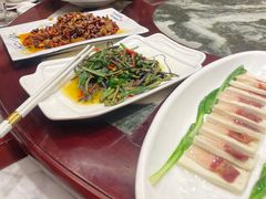 -蔼若春.传承三十年云南菜(金碧公园店)