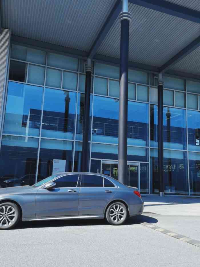 上海越星奔驰4s店-"要感谢那个骂我不努力好好拍牌的人,是我让.