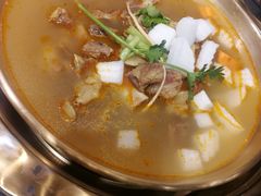 -顶顶汤火牛排火锅·经典铜锅涮肉