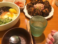 金枪鱼泡菜饭团-恩你小木屋·韩式料理(假日广场店)