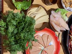 -虾领航小龙虾·吉林烧烤(柳州路店)