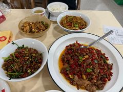 -笨罗卜浏阳菜馆(太平街店)