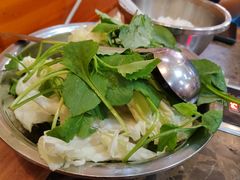 -黄利砖万峰林布依特色酸笋牛肉馆