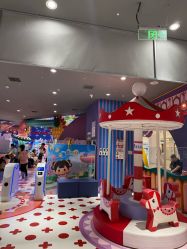 -Qmiss家庭娱乐中心(恒隆广场店)