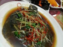 -烁佳海鲜大馅饺子